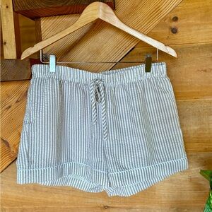 Perfect seersucker shorts